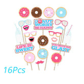 Party-perfect Set: Lacquer Pendants, Props, and Balloons